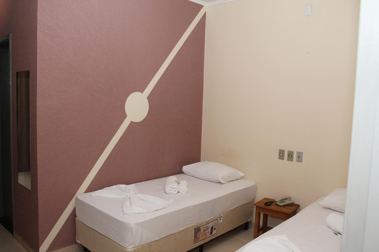 Hotel Emburi *