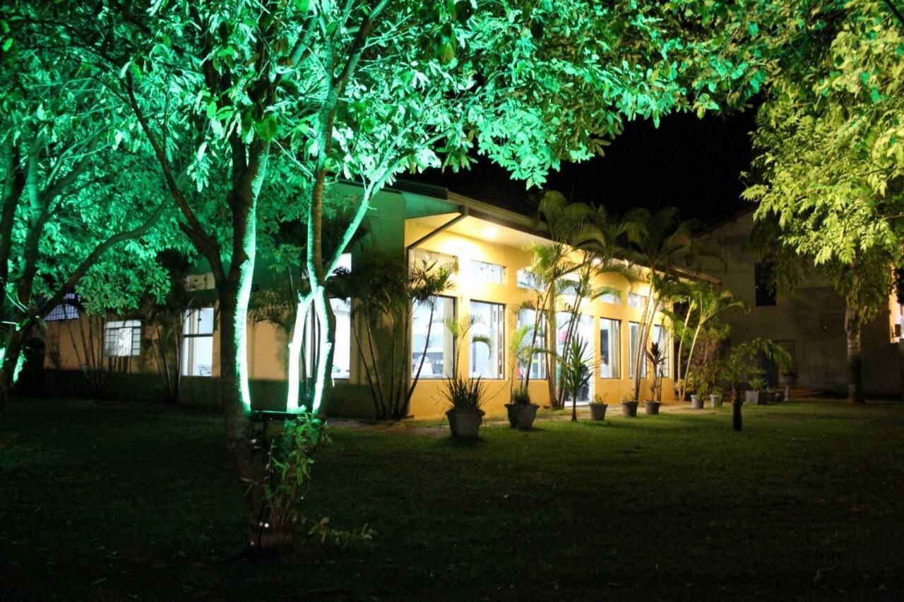 Emburi Hotel *