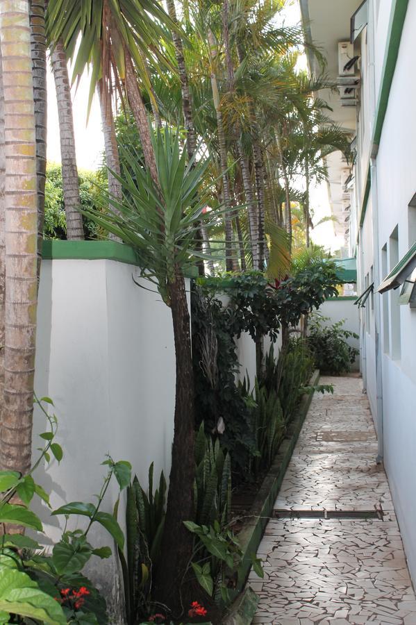 Hotel Emburi *
